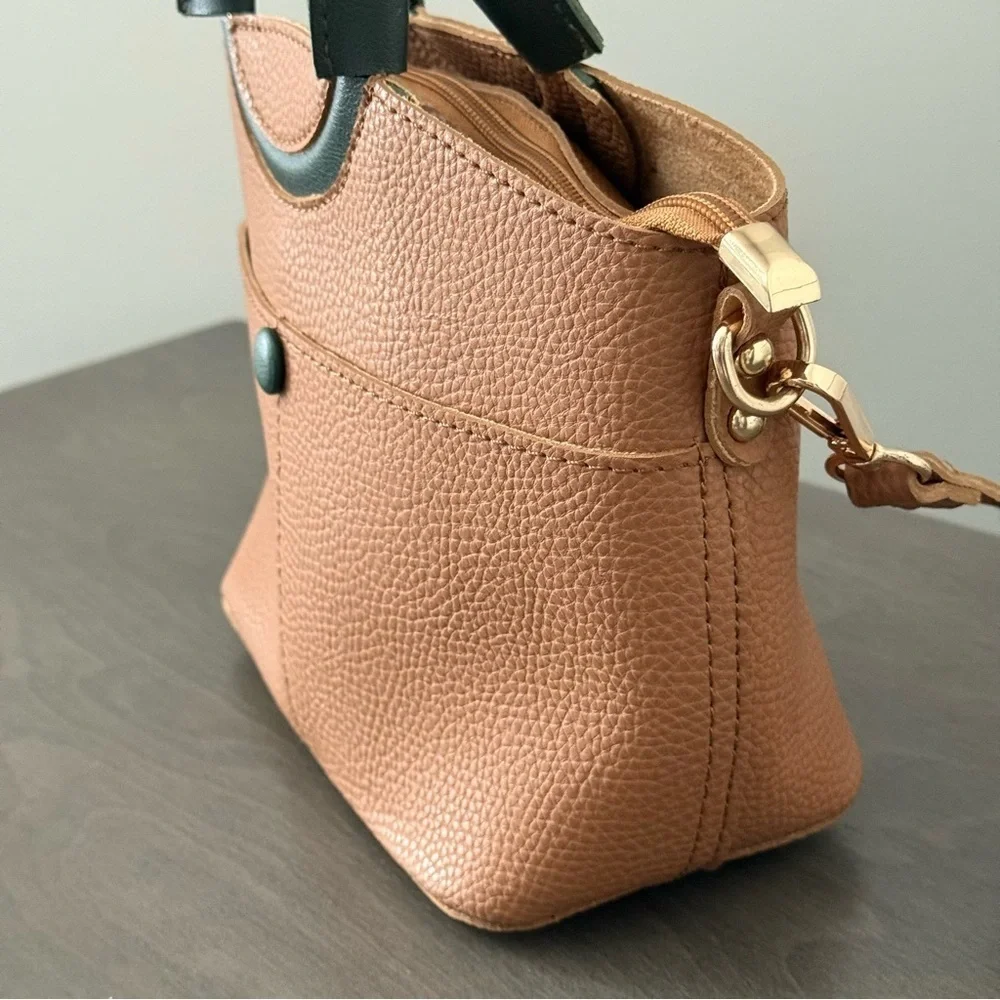 Mellow World Tan and Green Women's Handbag